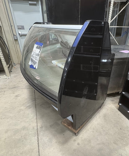 Barker 8' Bakery/Deli display case.