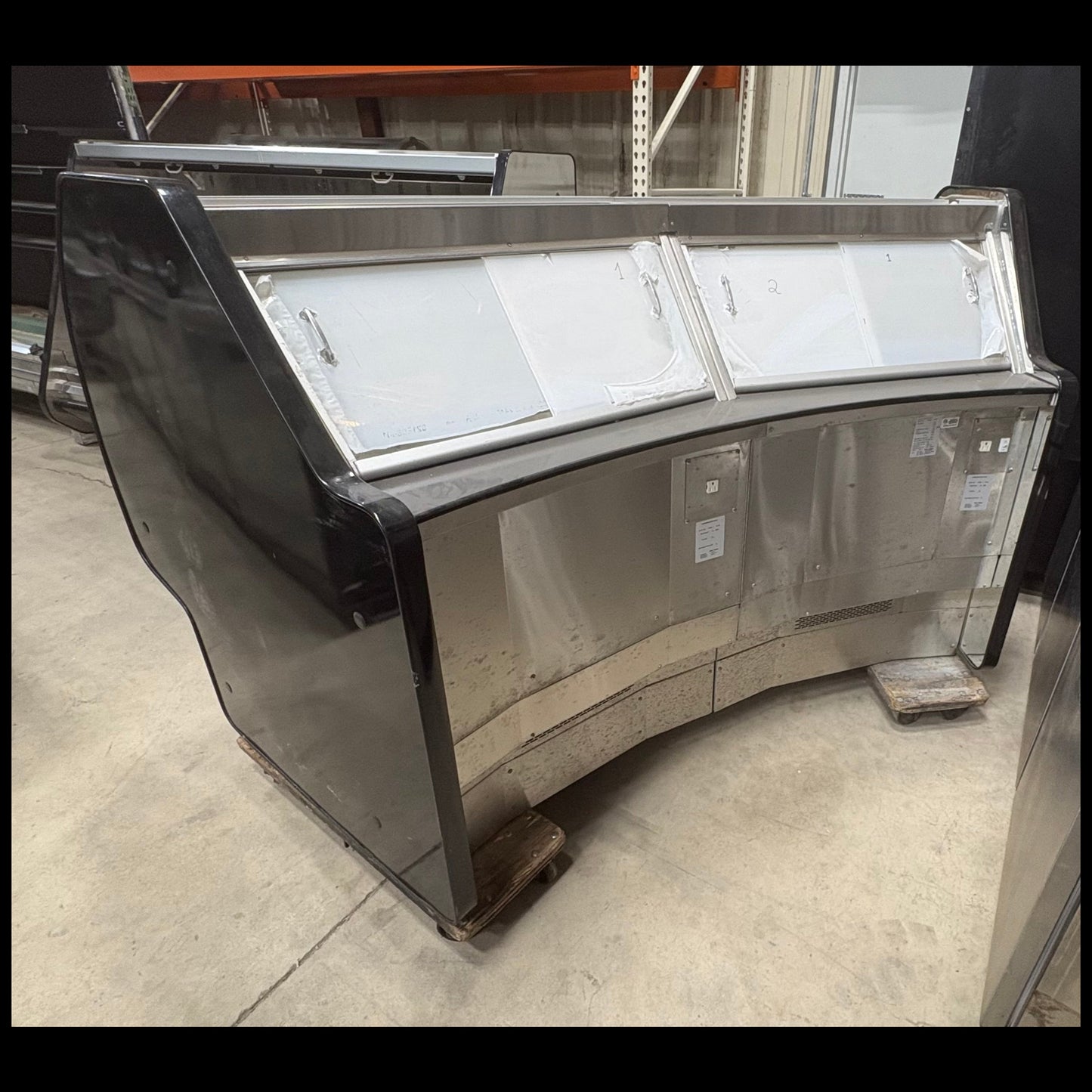 Barker 8' Bakery/Deli display case.